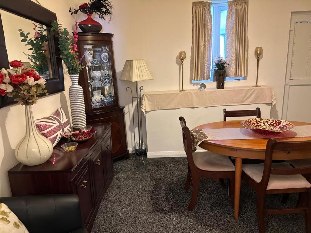 Grace'S Home Rotherham Exterior photo